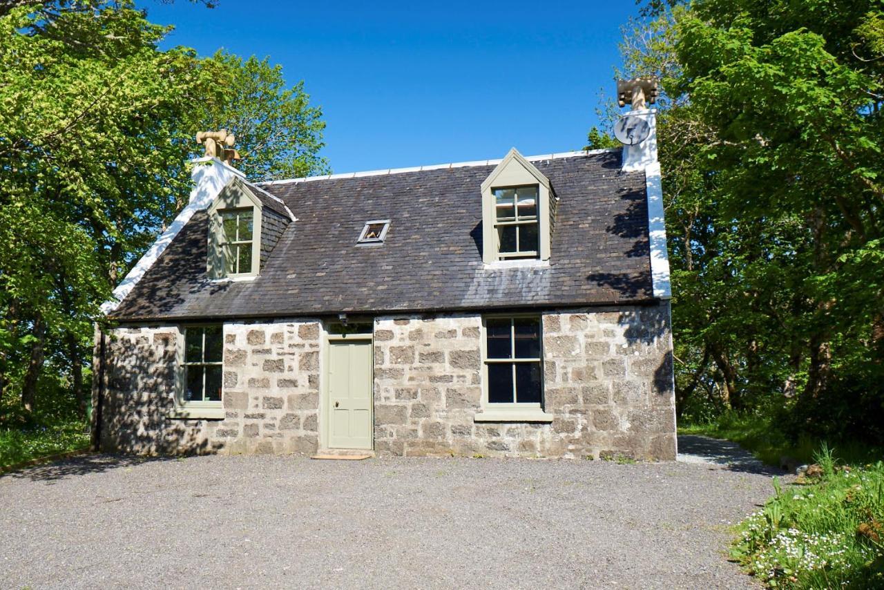 Dunvegan Castle Gardens Cottage ภายนอก รูปภาพ