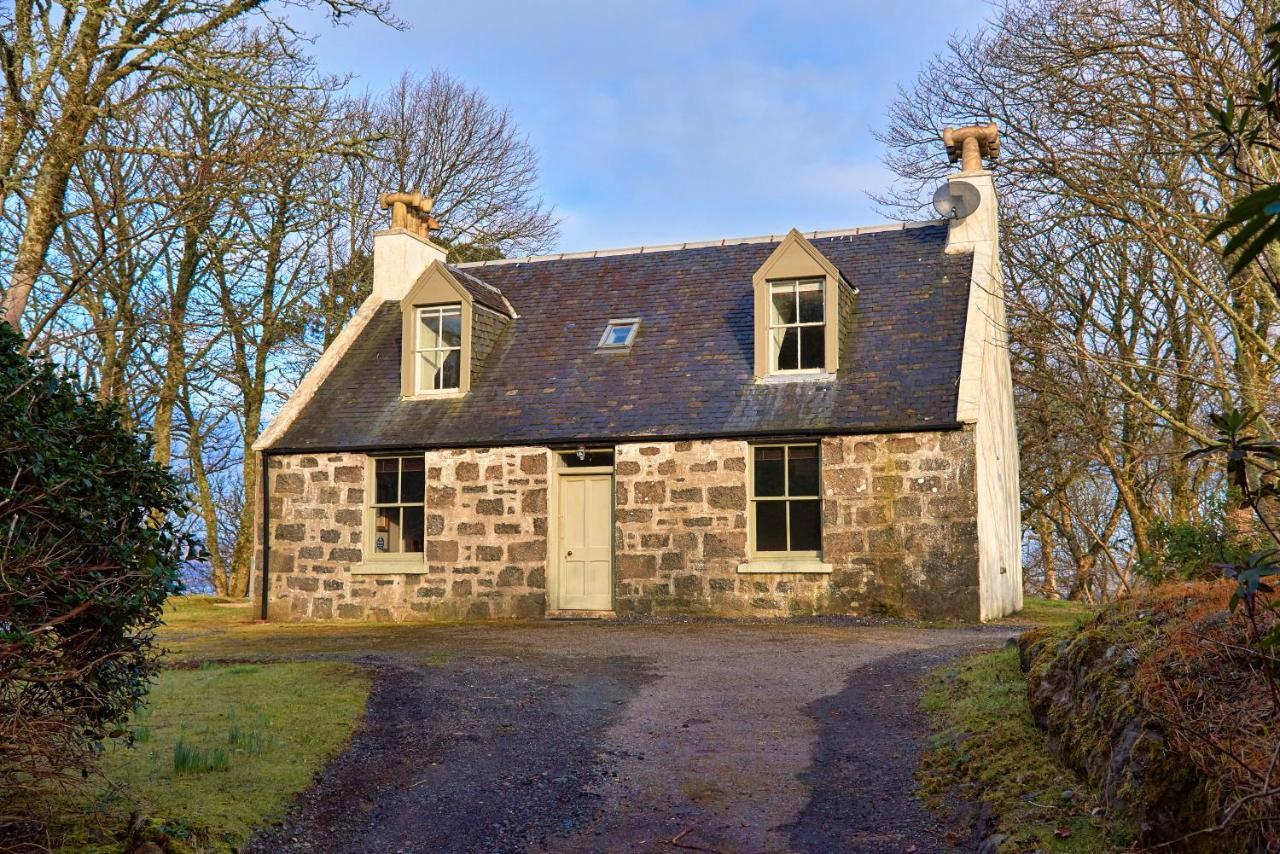 Dunvegan Castle Gardens Cottage ภายนอก รูปภาพ